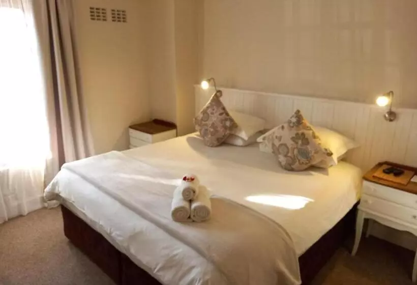 ペンション 137 High Street Guest House