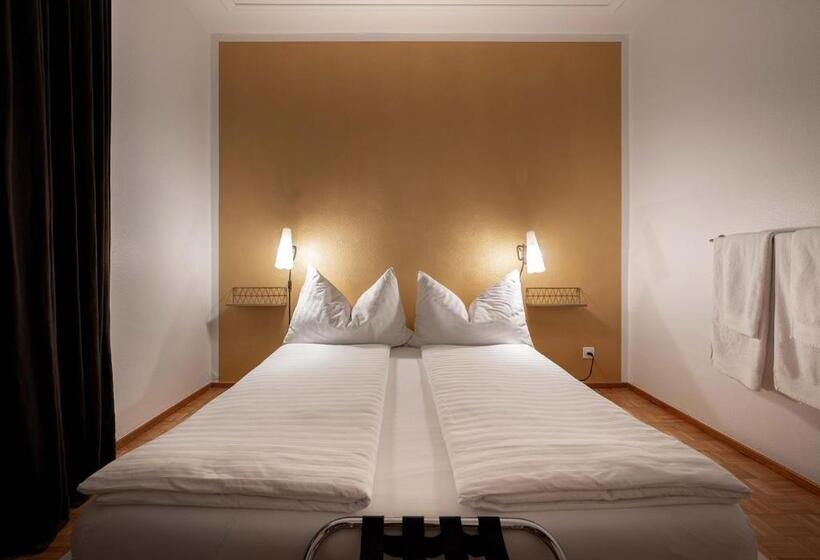 پانسیون Gasthaus Zum Guten Glück