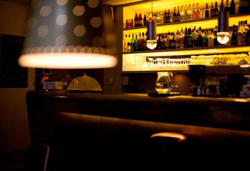 پانسیون Gasthaus Zum Guten Glück