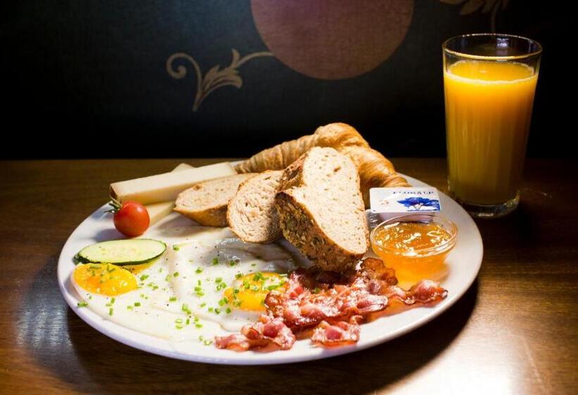 پانسیون Gasthaus Zum Guten Glück