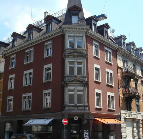 پانسیون Gasthaus Zum Guten Glück