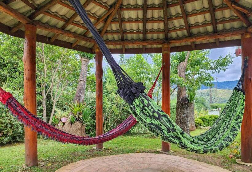 پانسیون Pousada Araucária Village