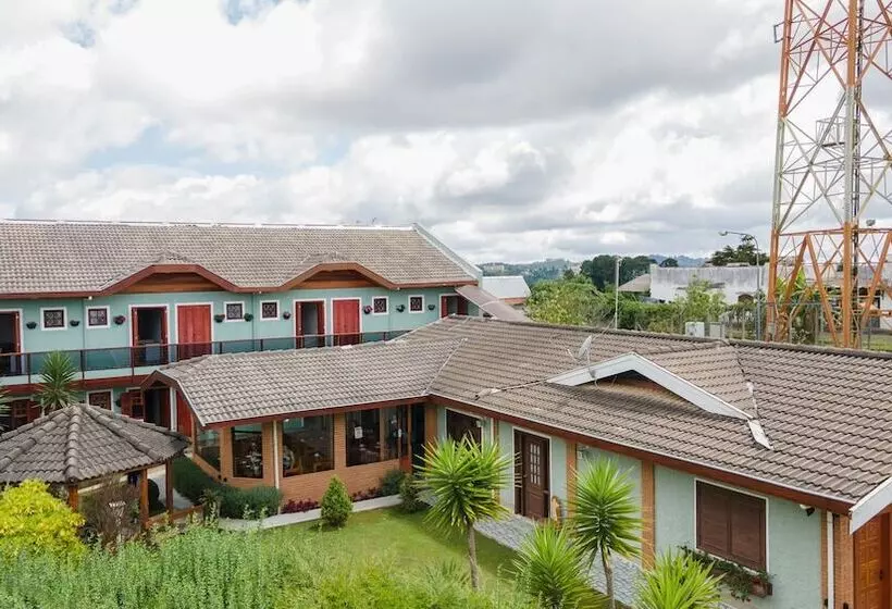 ペンション Pousada Araucária Village