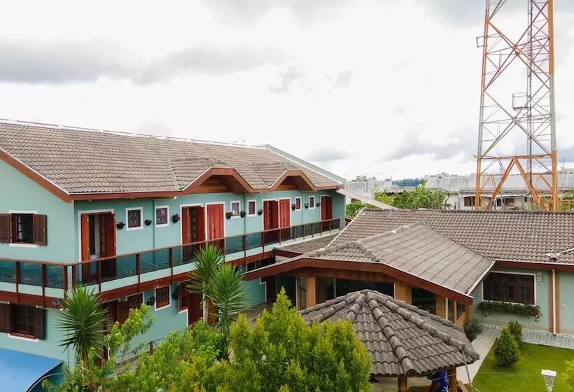 ペンション Pousada Araucária Village