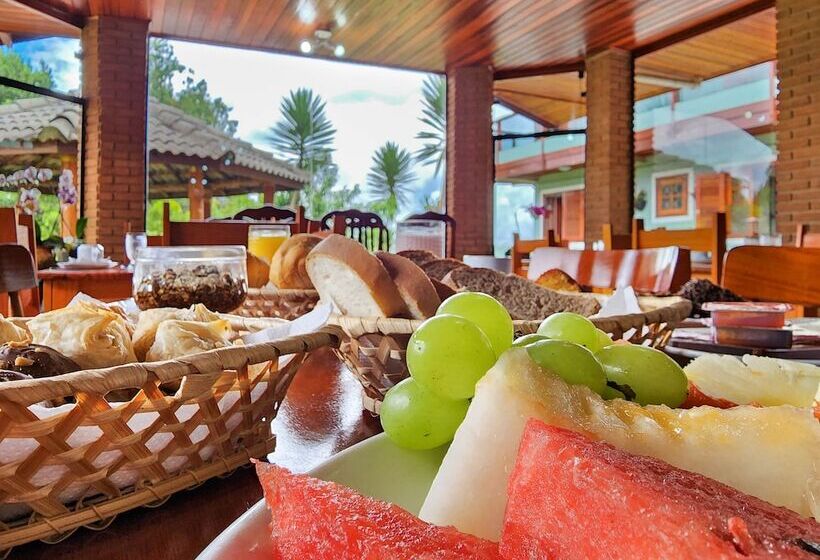 پانسیون Pousada Araucária Village