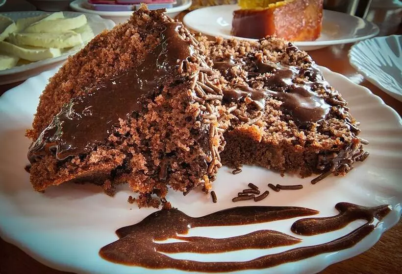 ペンション Pousada Araucária Village