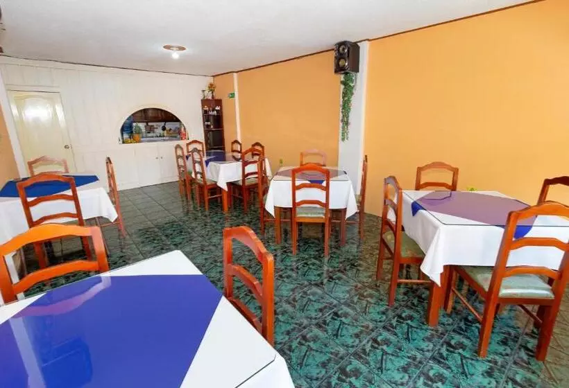 Retkeilymaja Hostal Rossy