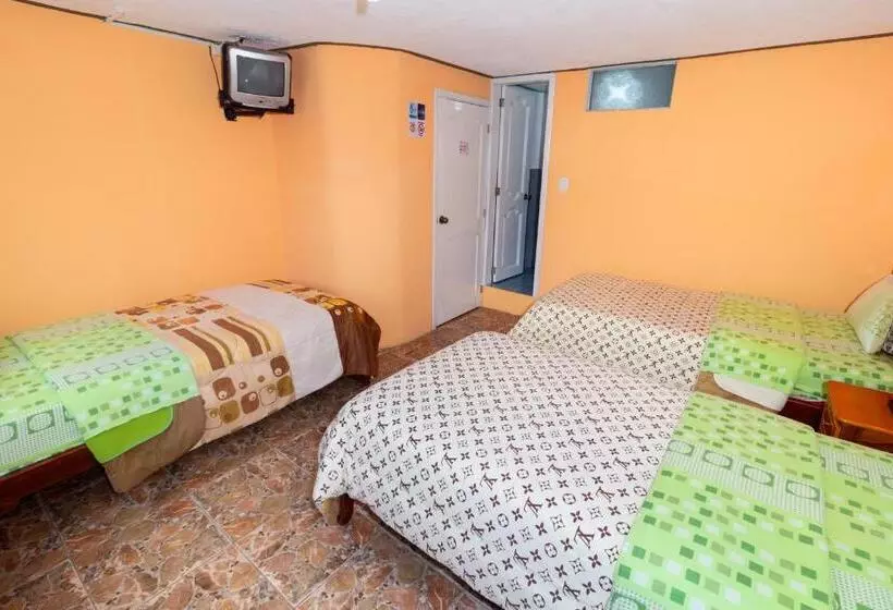 Retkeilymaja Hostal Rossy