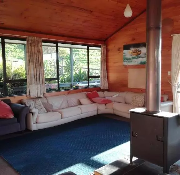 Retkeilymaja Junohall Backpackers