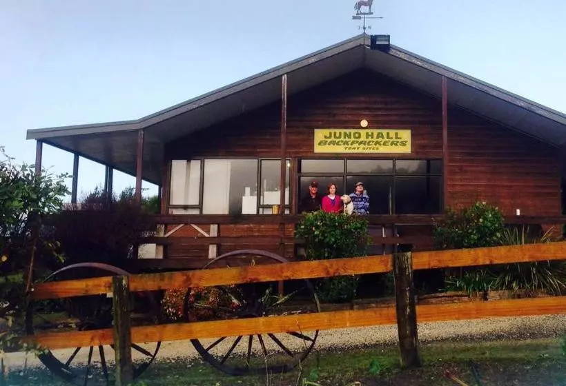 Retkeilymaja Junohall Backpackers