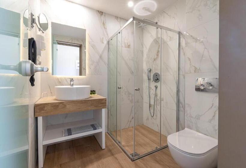 Poseidon Hotel Sea Resort