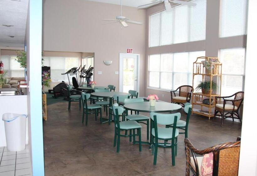 Lake Ozarks Get Away Topsider