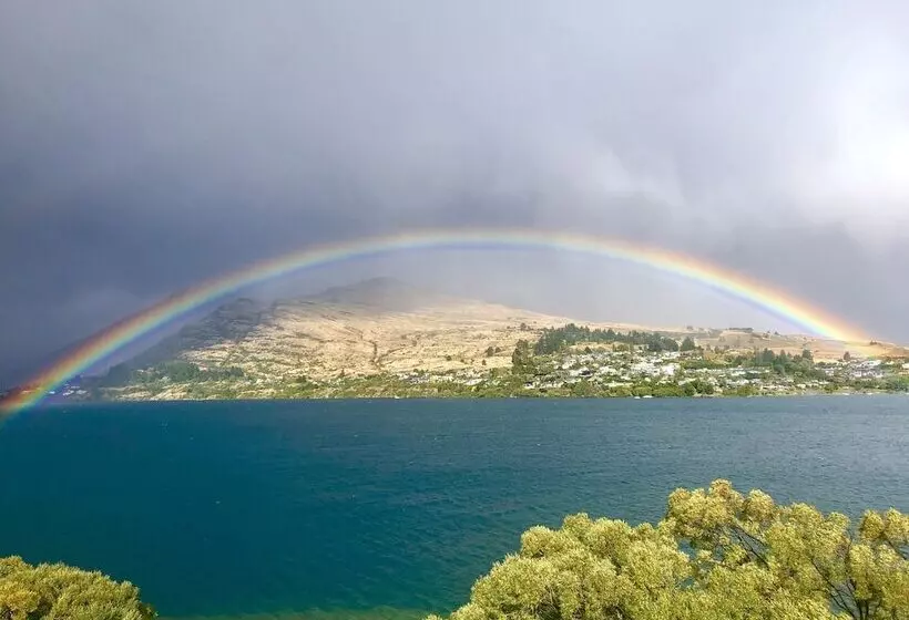 ペンション Amazing Queenstown Guesthouse