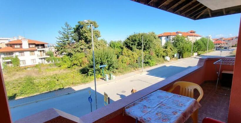 Пансион Amfora Guest House