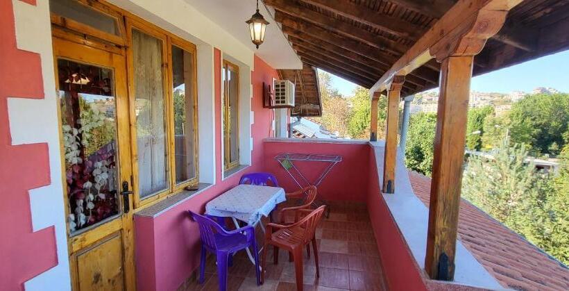 Пансион Amfora Guest House