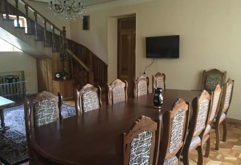 Majatalo Areguni Guest House