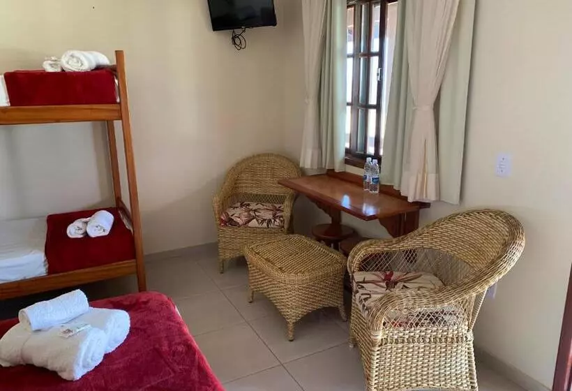 Majatalo Black Point Beach Club