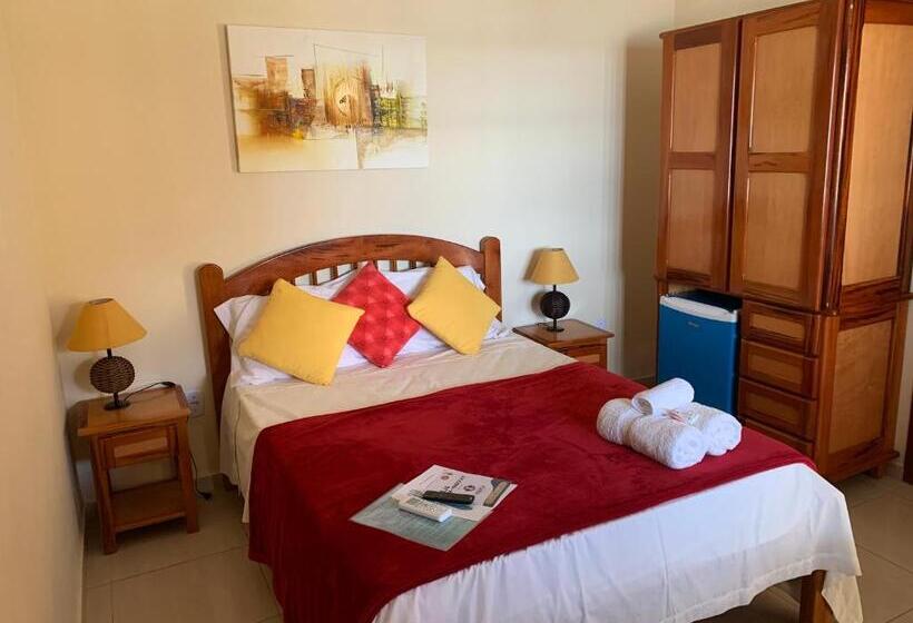 膳宿费 Black Point Beach Club