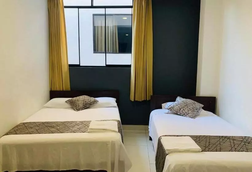 ペンション Hospedaje Marbis