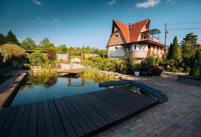 پانسیون Vintage Home Vendégház