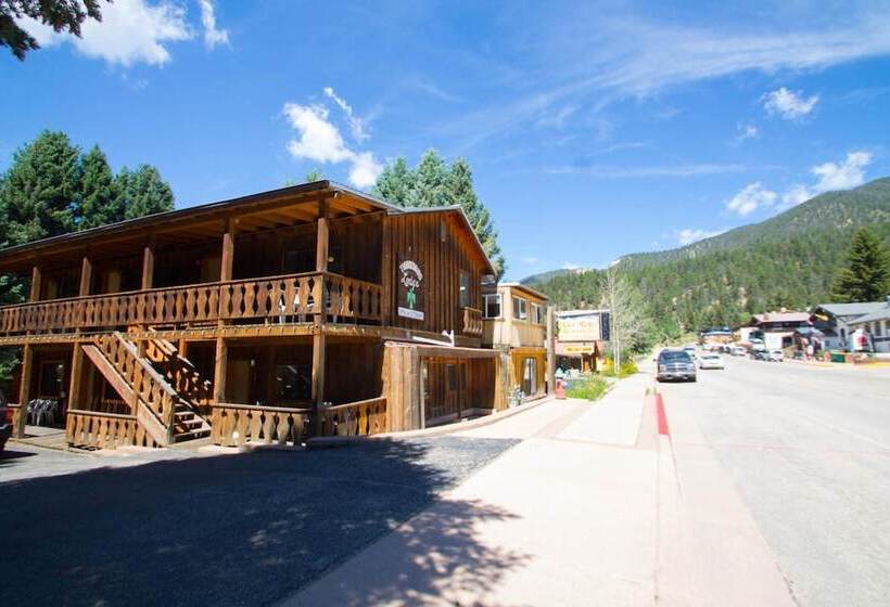 Sitzmark Sports Lodge