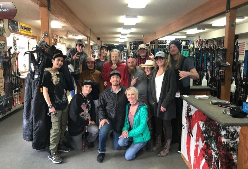 Sitzmark Sports Lodge