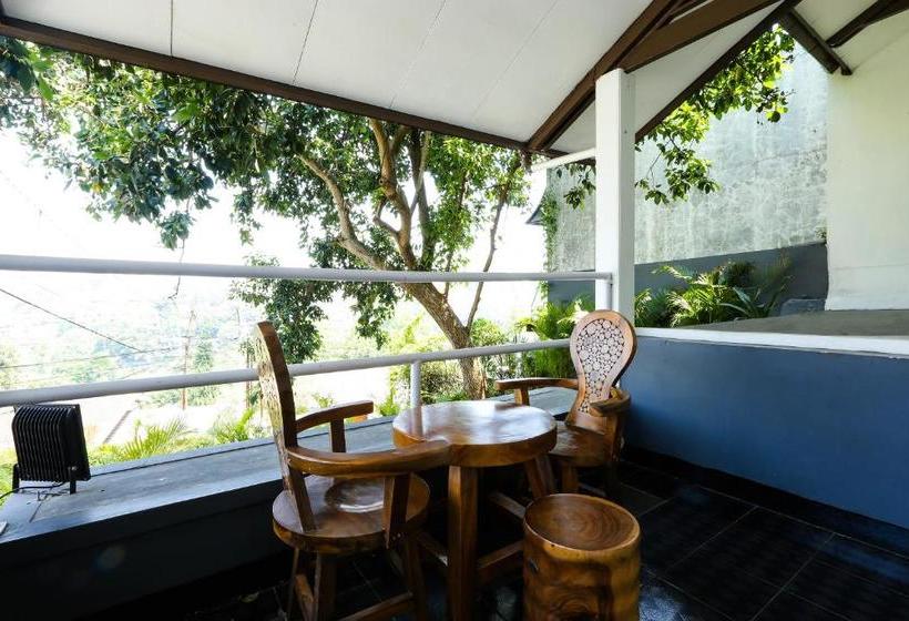 Отель Cisitu Valley Villa Syariah