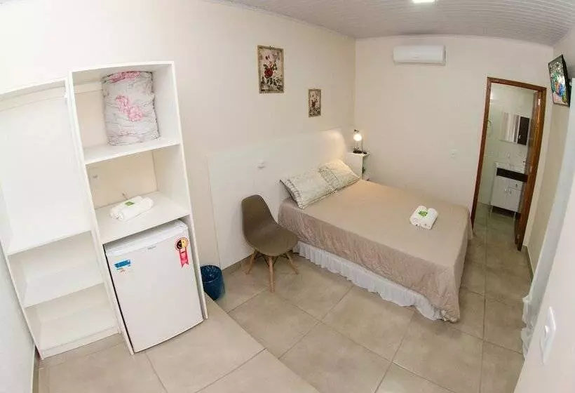 پانسیون Pousada Joana Guest House