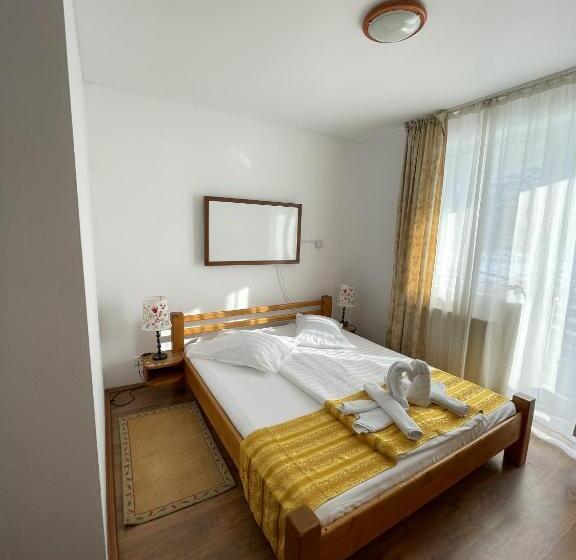 پانسیون Vila Alisa