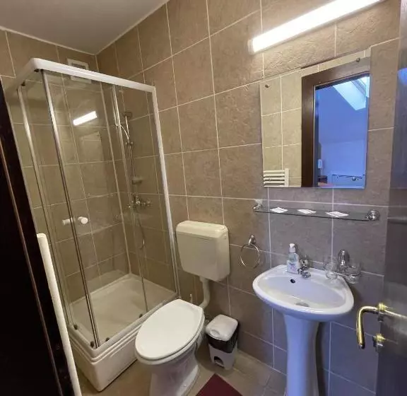 پانسیون Vila Alisa