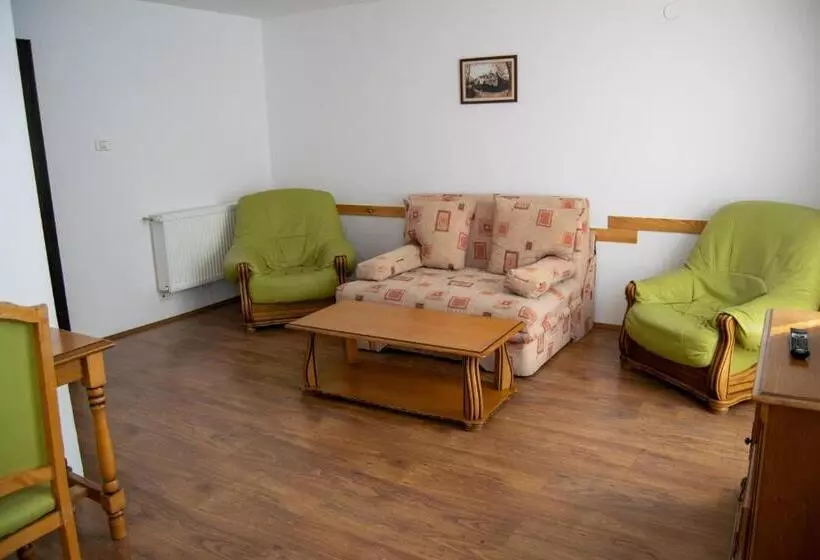 پانسیون Vila Alisa