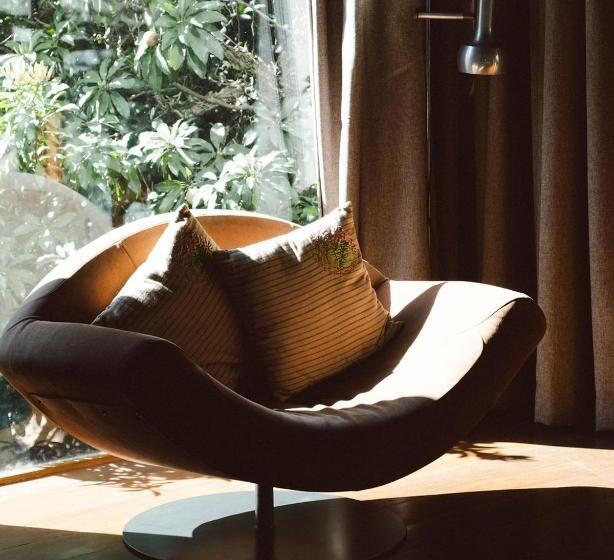 هاستل Chez Georges