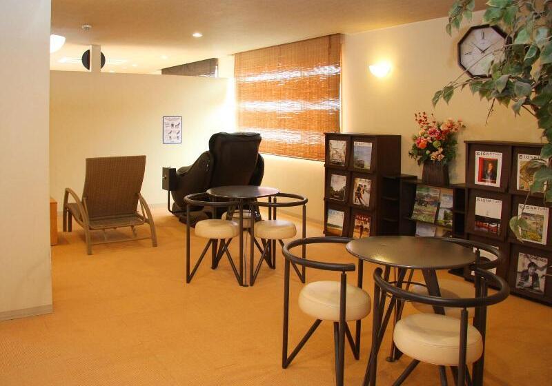 Business Hotel Isesaki Heisei Inn