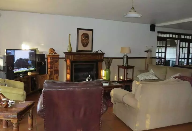 Majatalo Cuckoos Nest Guest House