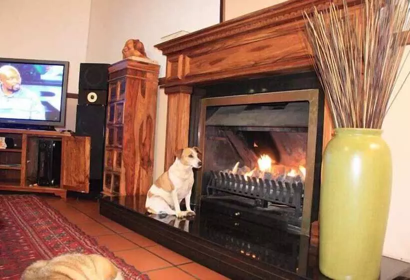 Majatalo Cuckoos Nest Guest House