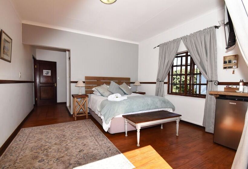 بنسيون Cuckoos Nest Guest House