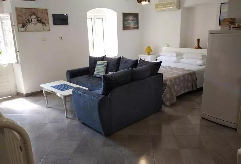 پانسیون Guest House Dragutinovic