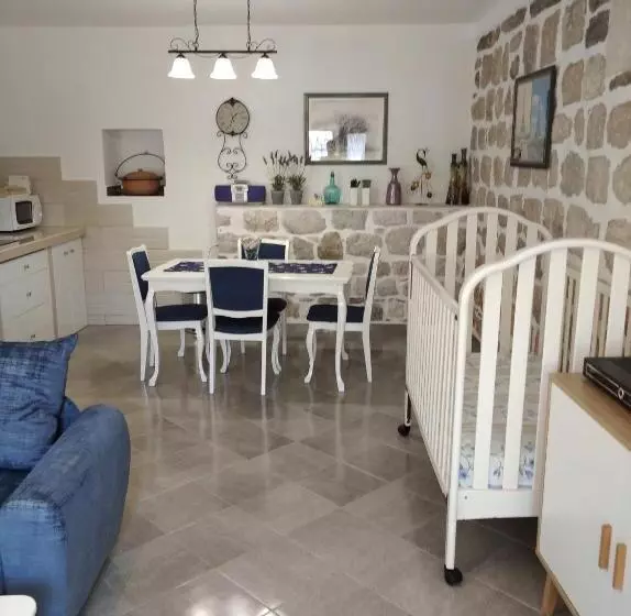 پانسیون Guest House Dragutinovic