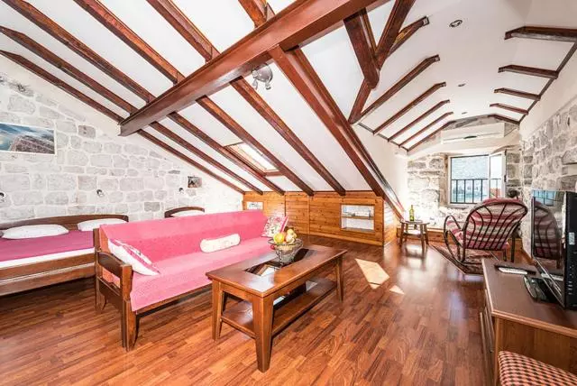 پانسیون Guest House Dragutinovic