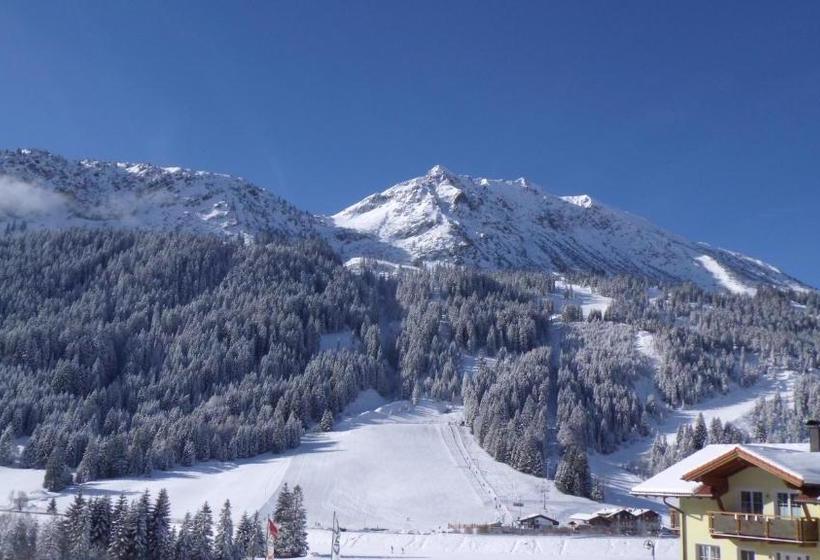 膳宿费 Landhaus Krinnenspitze