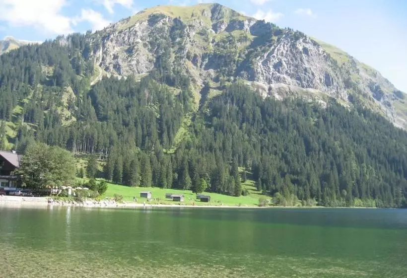 Majatalo Landhaus Krinnenspitze