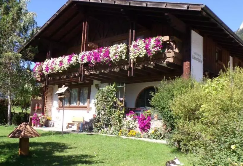 Majatalo Landhaus Krinnenspitze