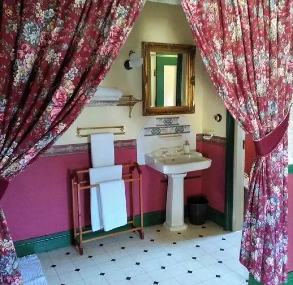 Majatalo A Pilgrims Rest