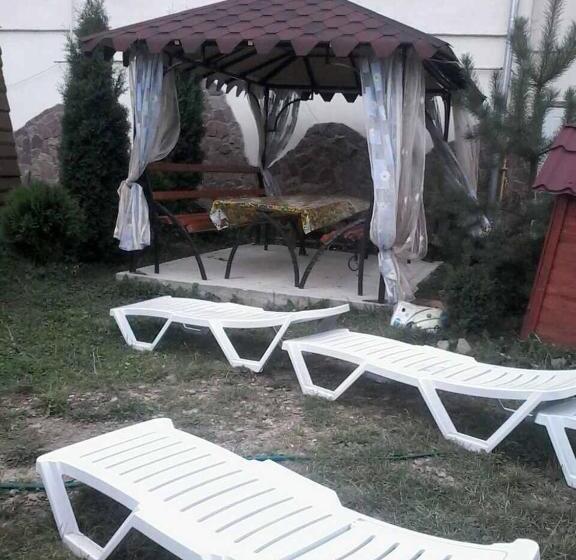 Pensione Kvitkovyi Rai