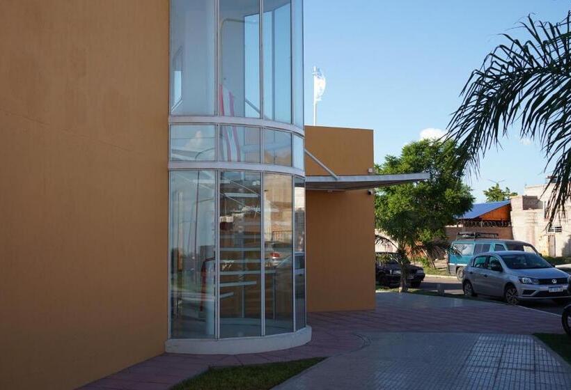 פנסיון La Posada De Salim