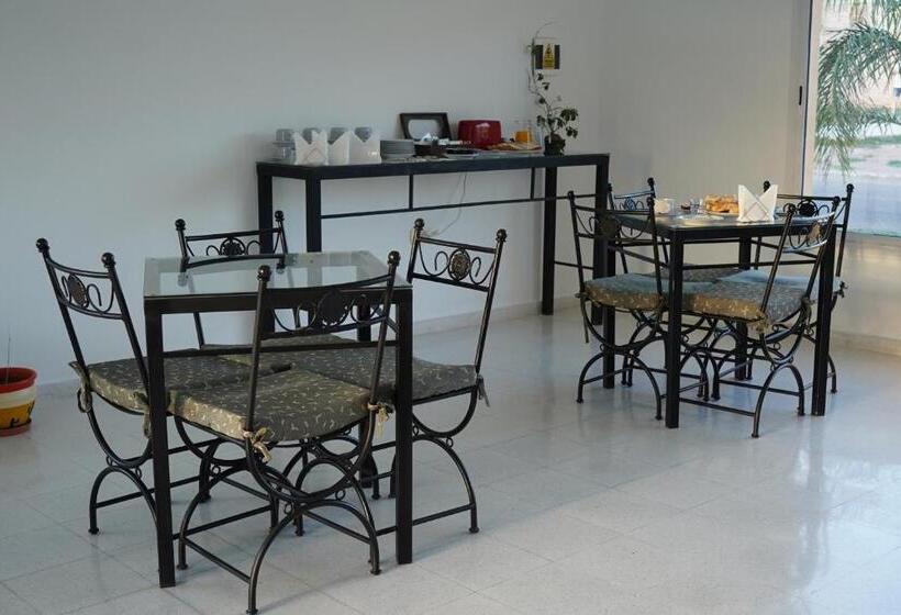 פנסיון La Posada De Salim