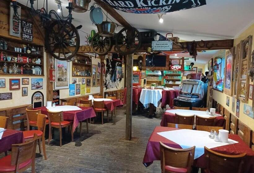 호스텔 Pension Waldesruh