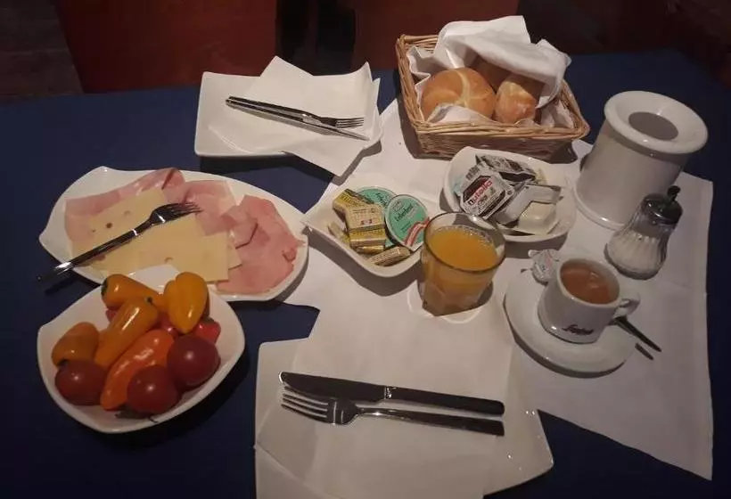 ユースホステル Pension Waldesruh