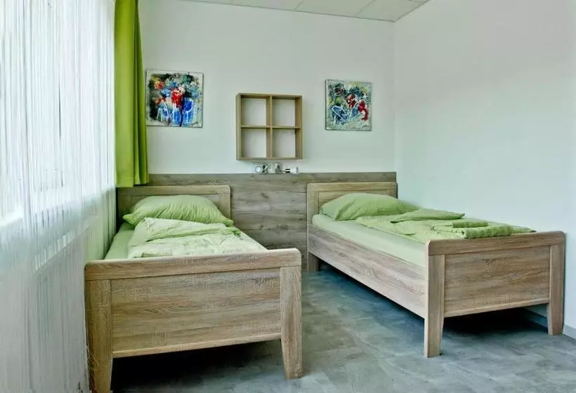 ユースホステル Pension Waldesruh