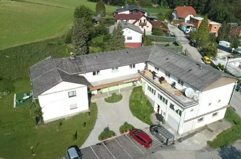 ユースホステル Pension Waldesruh